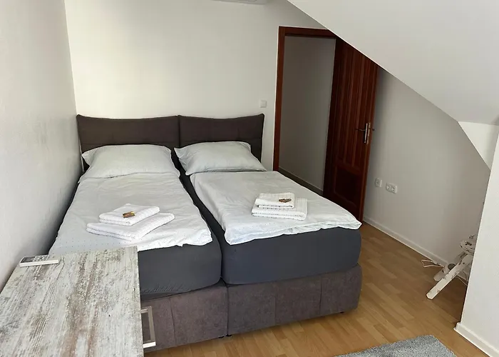 Diamant Apartmanhaz * Eger