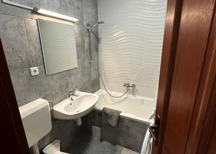 Diamant Apartmanhaz *