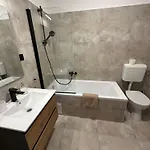公寓 Diamant Apartmanhaz 埃格尔
