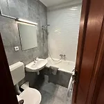 Diamant Apartmanhaz *