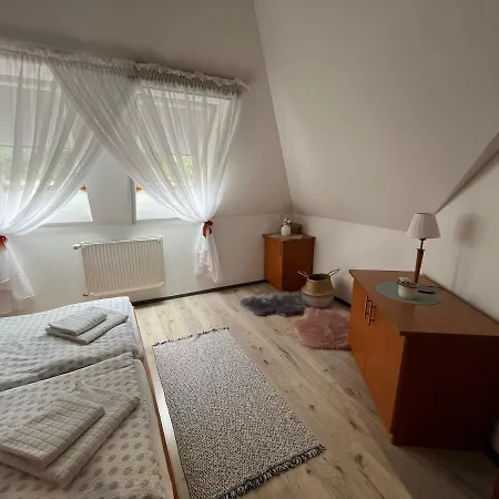 Apartment Diamant Apartmanhaz *