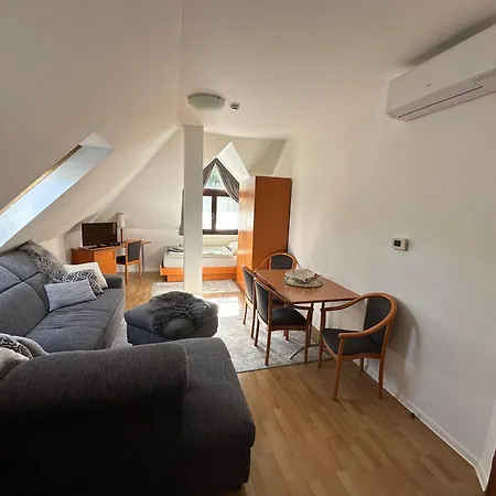 Apartment Diamant Apartmanhaz *