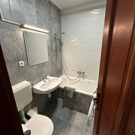 Diamant Apartmanhaz *