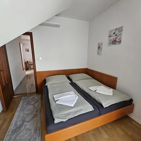 Diamant Apartmanhaz