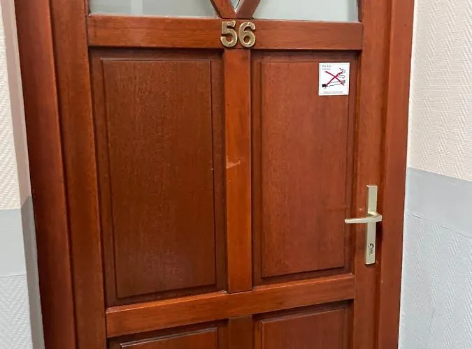 Diamant Apartmanhaz * Eger