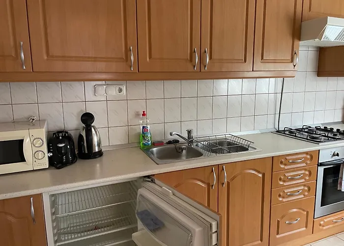 Diamant Apartmanhaz *