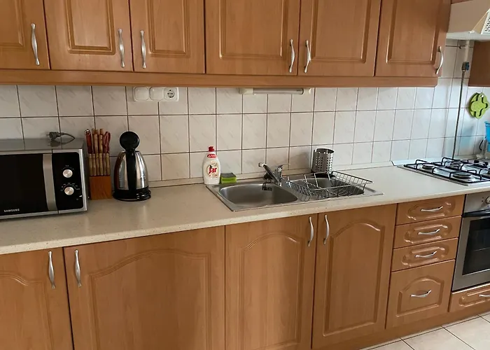 Diamant Apartmanhaz * Eger